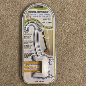 Door Monkey door lock